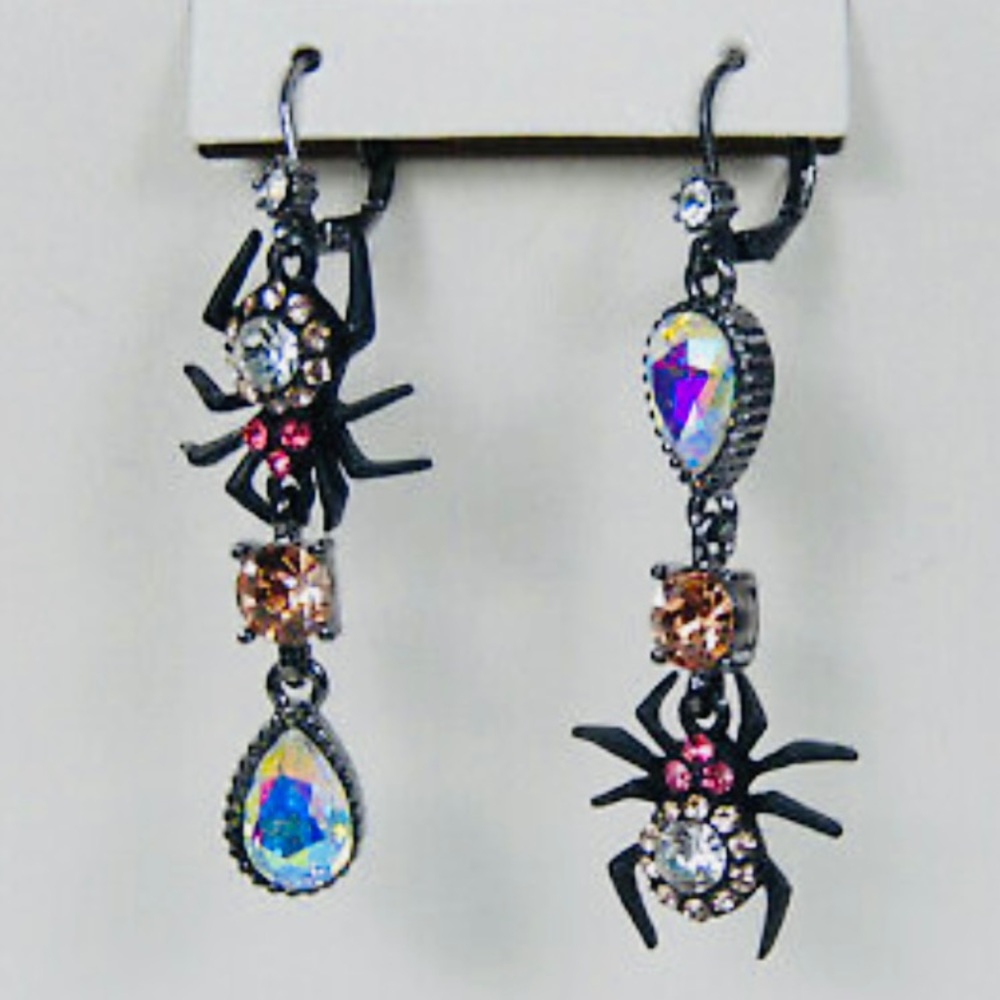 New Betsey-Johnson Spider Mismatch Earrings - Picture 8 of 17